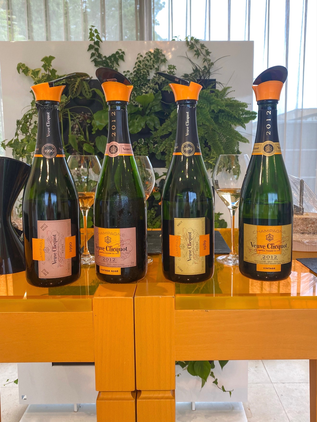 book veuve clicquot tour reims